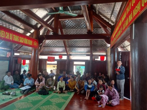 cử tri.jpg